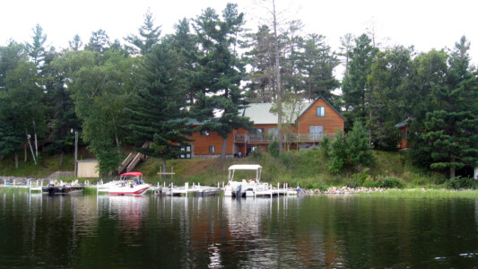 Tuckaway Resort